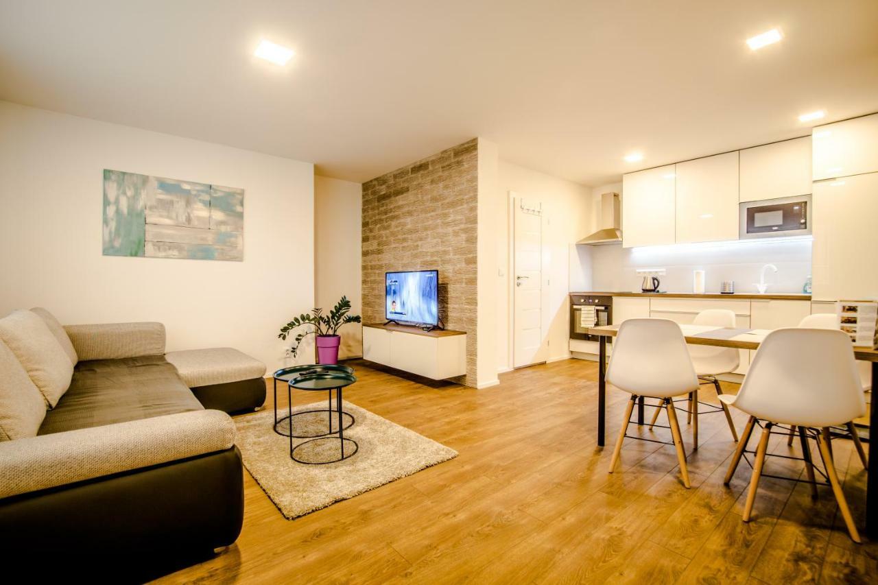 Central Apartments By Kovee Bratislava Eksteriør billede